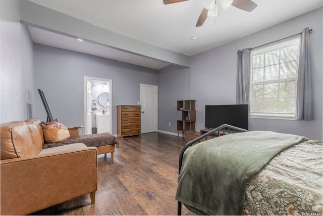 2608 LEAL ST, San Antonio, TX 78207