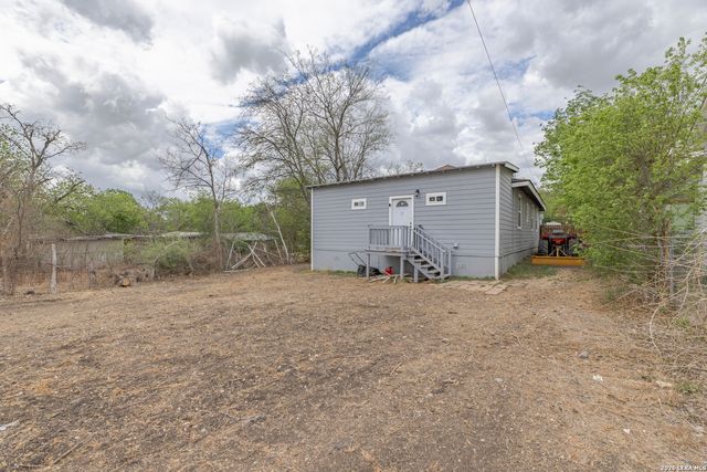 2608 LEAL ST, San Antonio, TX 78207