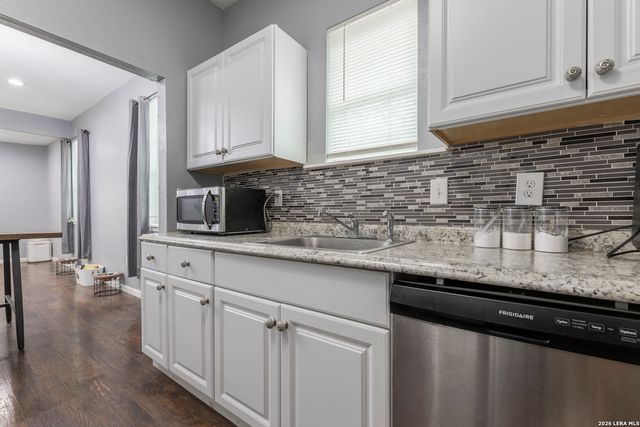 2608 LEAL ST, San Antonio, TX 78207