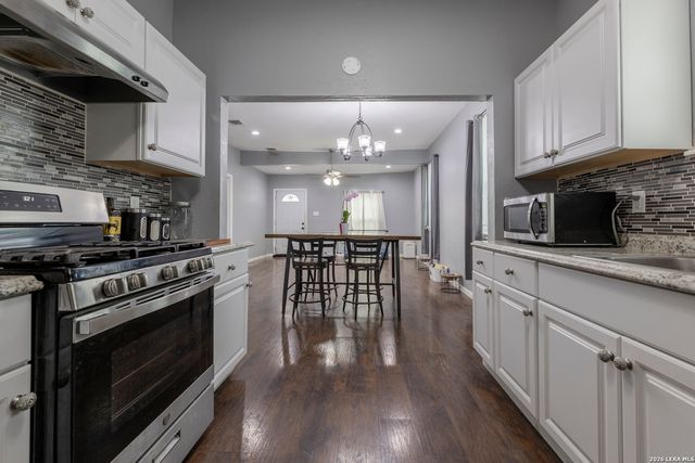 2608 LEAL ST, San Antonio, TX 78207