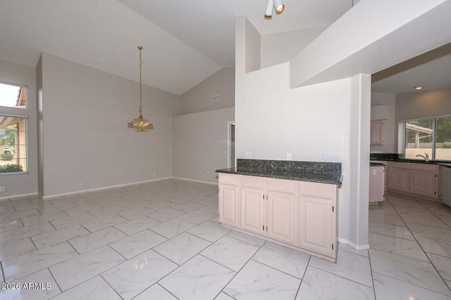 8523 W Rosemonte Drive, Peoria, AZ 85382