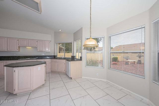 8523 W Rosemonte Drive, Peoria, AZ 85382