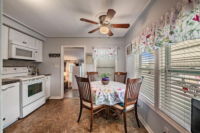 7048 EL MEYERS STREET, Zephyrhills, FL 33541