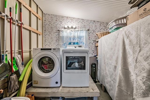 7048 EL MEYERS STREET, Zephyrhills, FL 33541