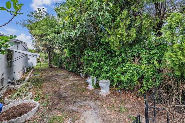 7048 EL MEYERS STREET, Zephyrhills, FL 33541