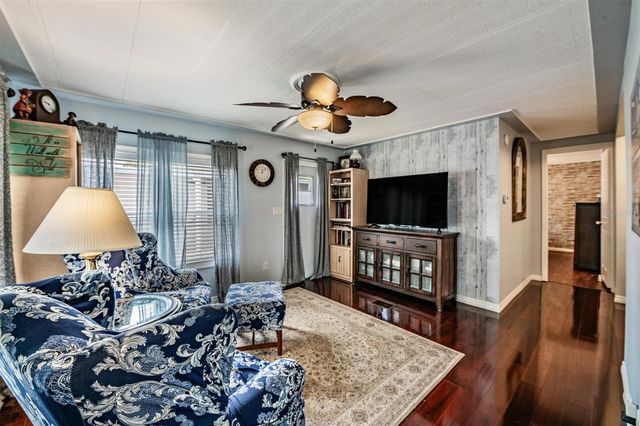 7048 EL MEYERS STREET, Zephyrhills, FL 33541