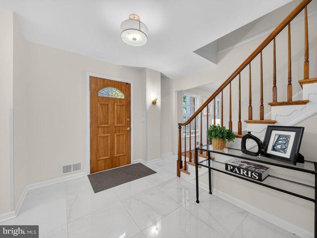 12628 SAINT JAMES RD, Rockville, MD 20850