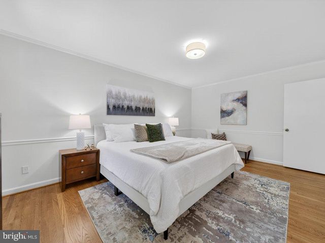 12628 SAINT JAMES RD, Rockville, MD 20850