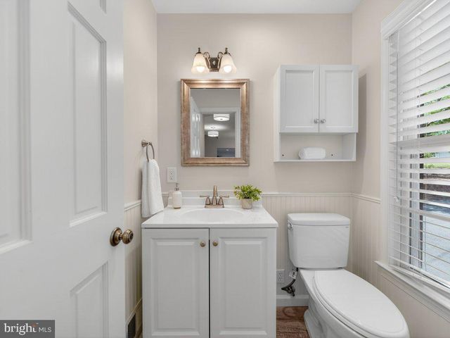 12628 SAINT JAMES RD, Rockville, MD 20850