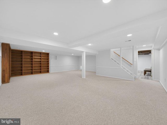 12628 SAINT JAMES RD, Rockville, MD 20850