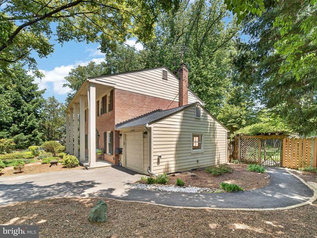 12628 SAINT JAMES RD, Rockville, MD 20850