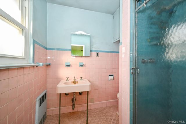 48-51 190th Street, Fresh Meadows, NY 11365