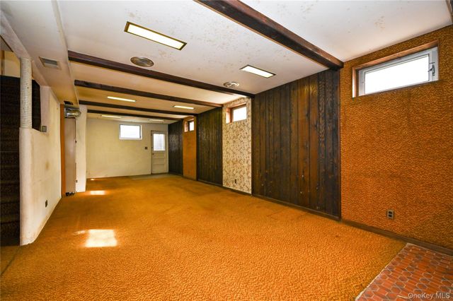 48-51 190th Street, Fresh Meadows, NY 11365