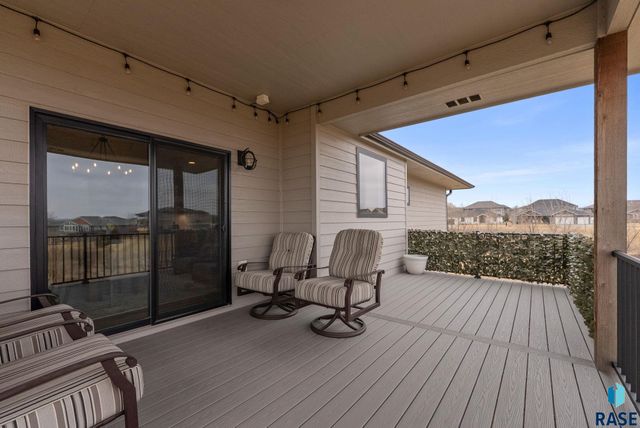 7308 E Gray Eagle Cir Circle, Sioux Falls, SD 57110