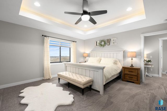 7308 E Gray Eagle Cir Circle, Sioux Falls, SD 57110