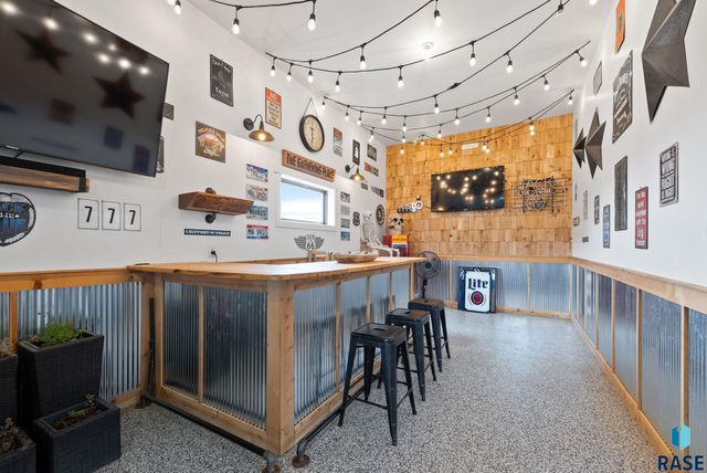 7308 E Gray Eagle Cir Circle, Sioux Falls, SD 57110