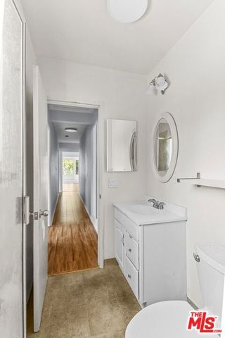 2652 Stoner Avenue, Los Angeles, CA 90064