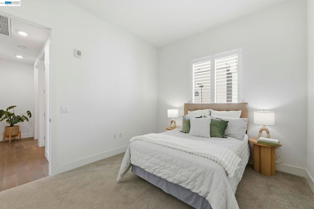 45249 Electric Ter 401, Fremont, CA 94539