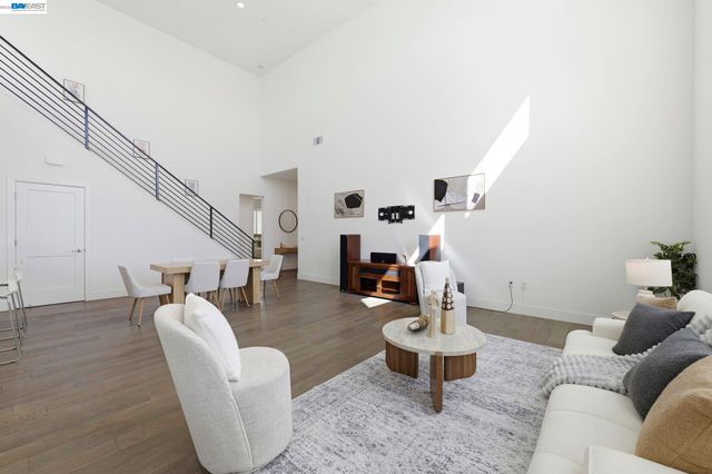 45249 Electric Ter 401, Fremont, CA 94539