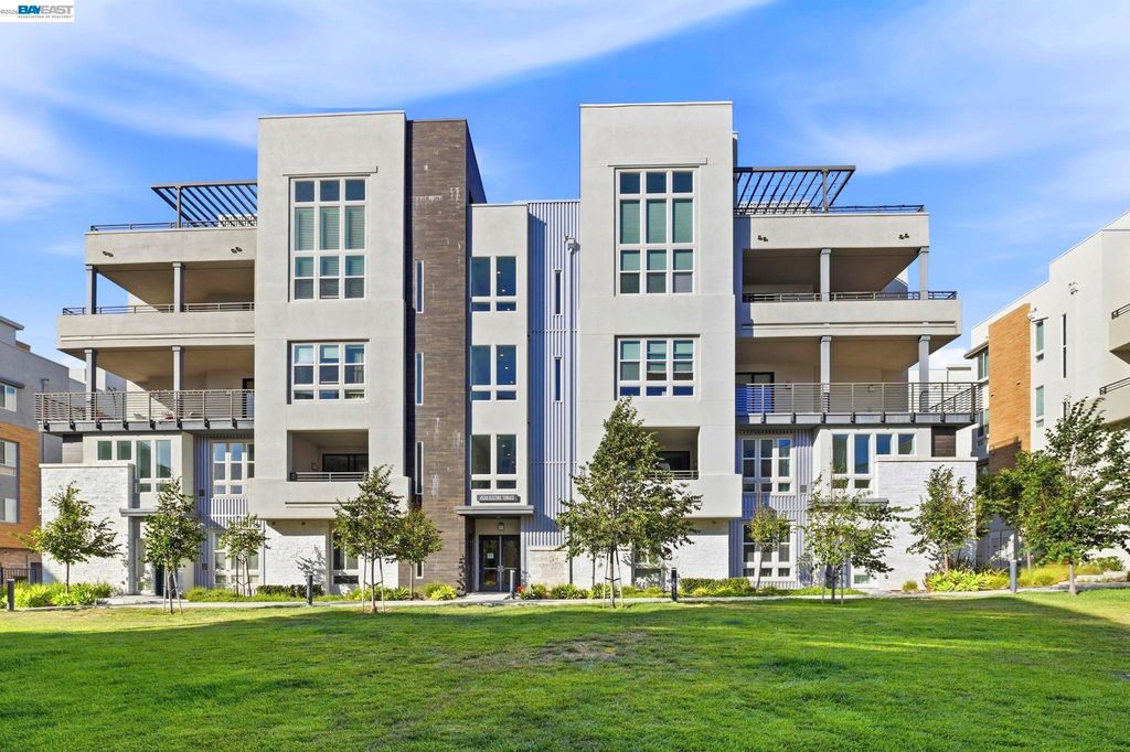 45249 Electric Ter 401, Fremont, CA 94539