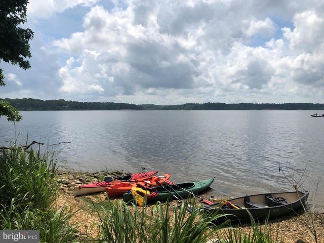 10806 BELMONT BLVD, Lorton, VA 22079