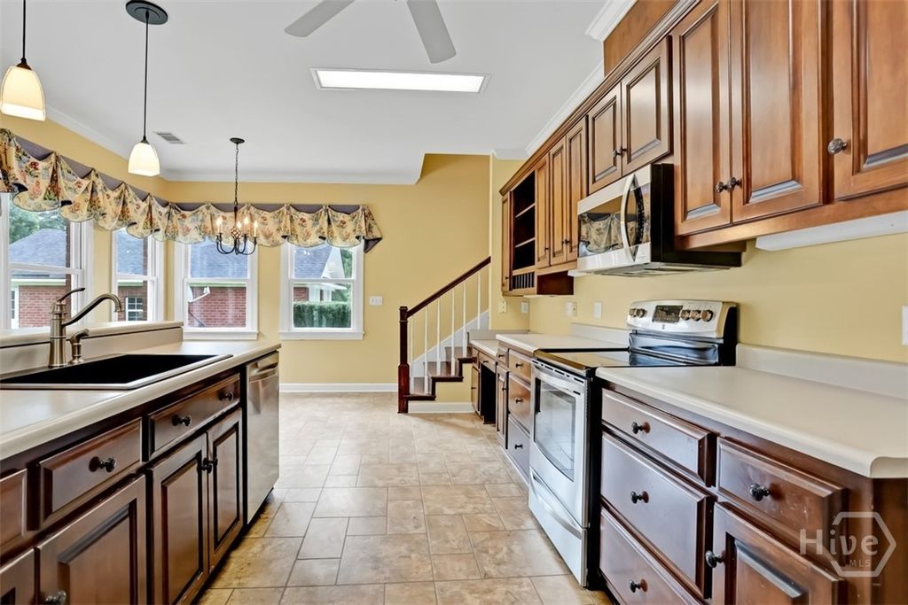 Image 18 of property listing at 1008 Cobb Road, Statesboro, GA 30461