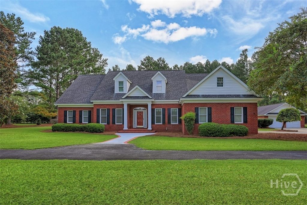 Image 6 of property listing at 1008 Cobb Road, Statesboro, GA 30461
