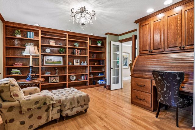 2890 Autumn Woods Drive, Chaska, MN 55318