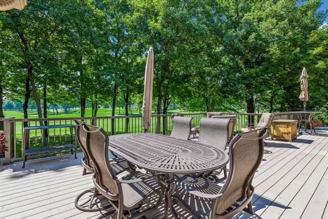 2890 Autumn Woods Drive, Chaska, MN 55318
