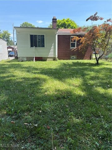 3470 Hadley Avenue, Youngstown, OH 44505