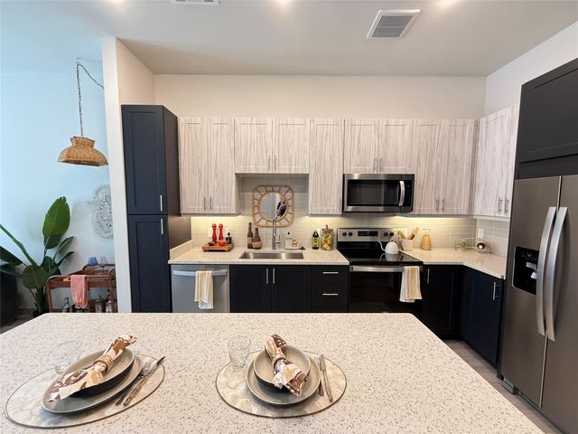 11604 Stonehollow Dr 169, Austin, TX 78758