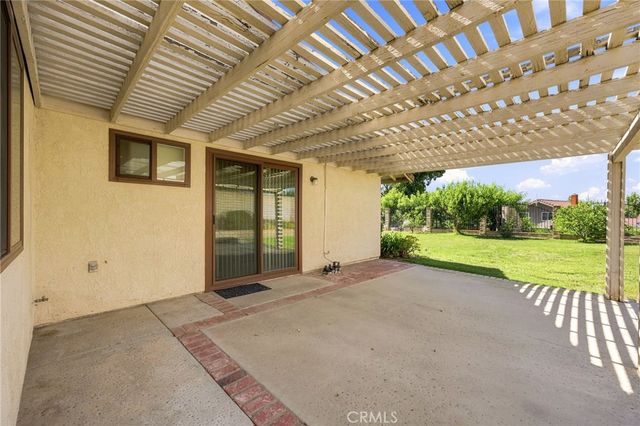 1246 Versailles Circle, Riverside, CA 92506