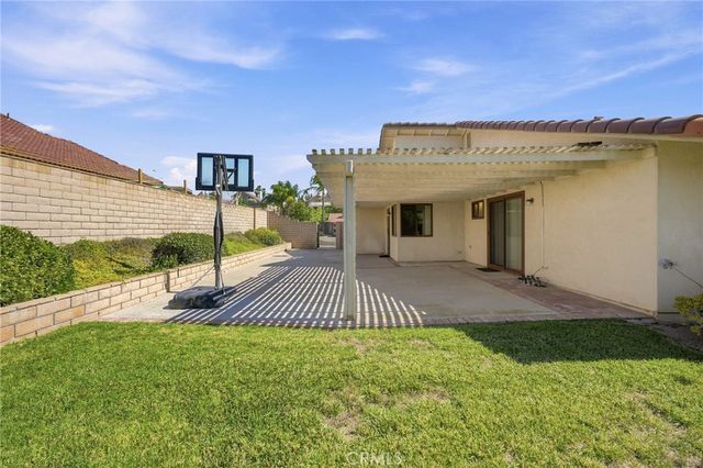 1246 Versailles Circle, Riverside, CA 92506