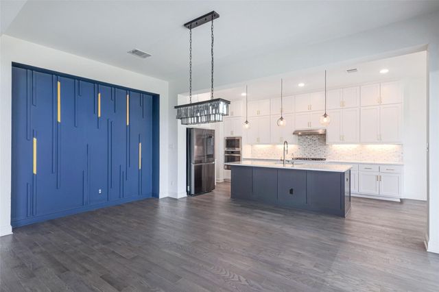 4413 Edgewater DR, Cedar Park, TX 78613