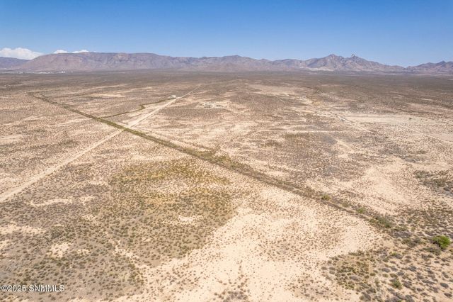 9245 Rabbit Run Road, Las Cruces, NM 88012