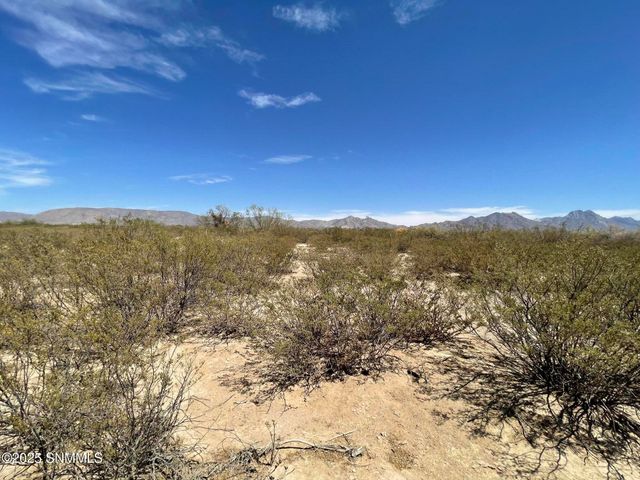9245 Rabbit Run Road, Las Cruces, NM 88012