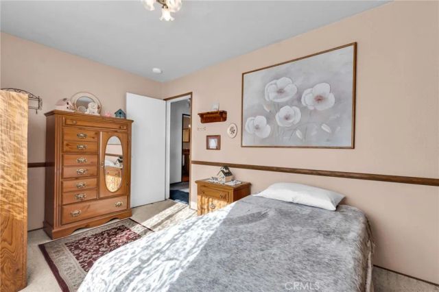 23023 Oak Lane, Crestline, CA 92325