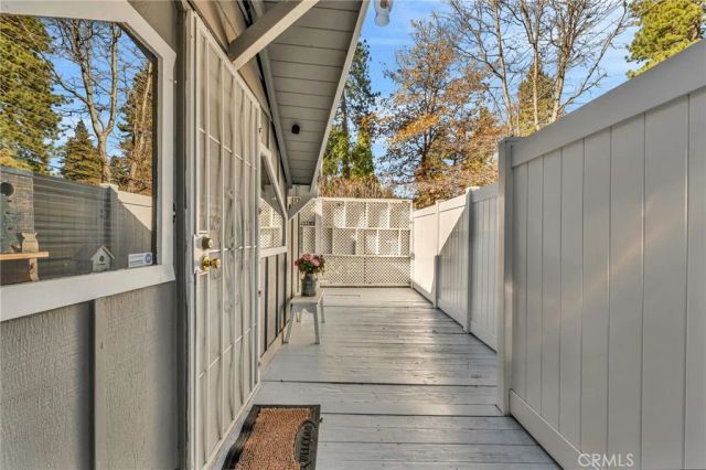 23023 Oak Lane, Crestline, CA 92325