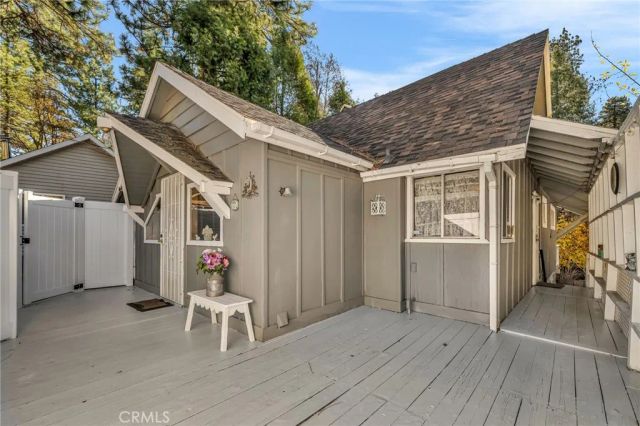 23023 Oak Lane, Crestline, CA 92325
