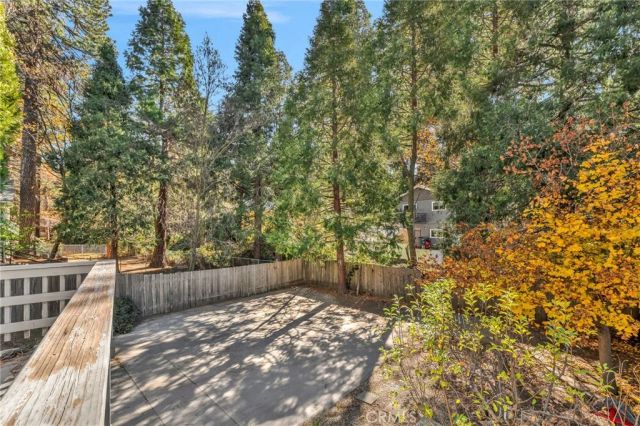 23023 Oak Lane, Crestline, CA 92325