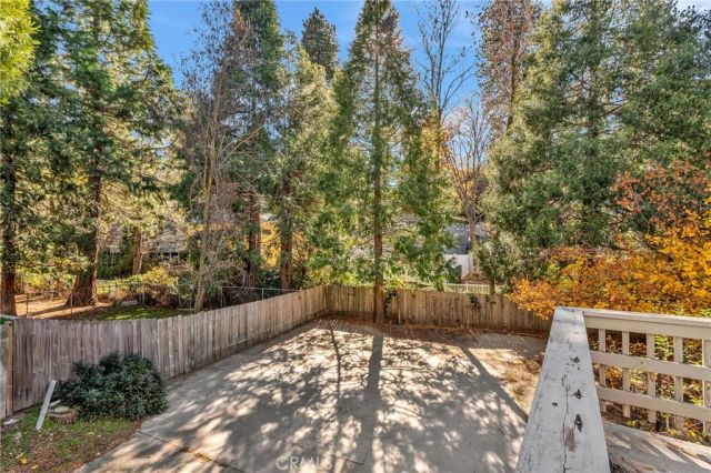 23023 Oak Lane, Crestline, CA 92325