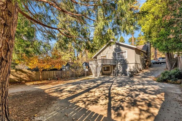 23023 Oak Lane, Crestline, CA 92325