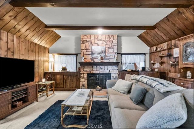 23023 Oak Lane, Crestline, CA 92325