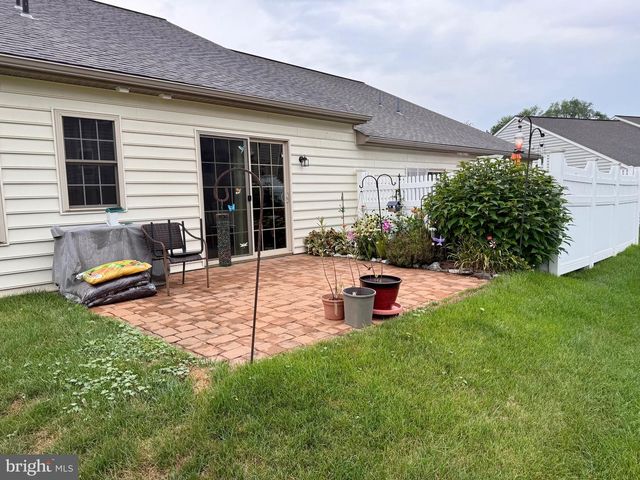 164 WAYPOINT, Lancaster, PA 17603