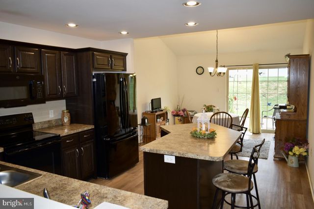 164 WAYPOINT, Lancaster, PA 17603