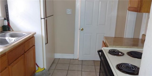 4676 E 37th Terrace, Kansas City, MO 64128