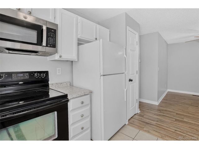 19743 E Oxford Dr, Aurora, CO 80013
