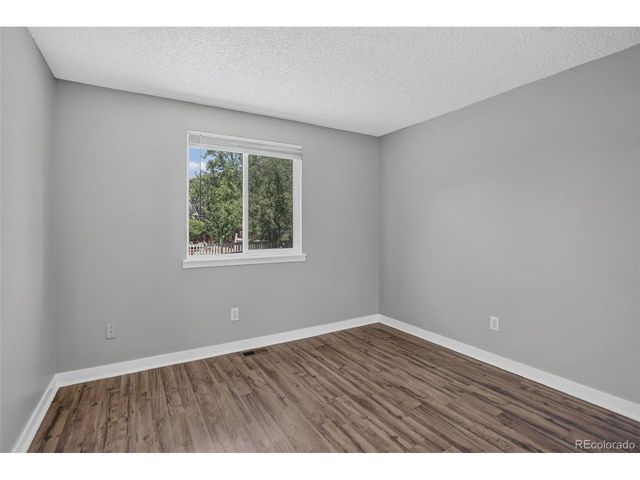19743 E Oxford Dr, Aurora, CO 80013