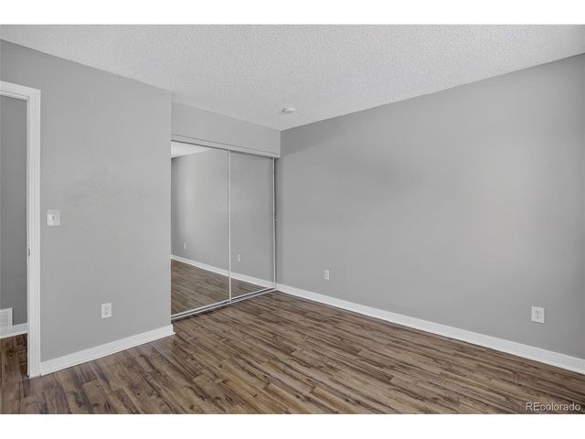 19743 E Oxford Dr, Aurora, CO 80013