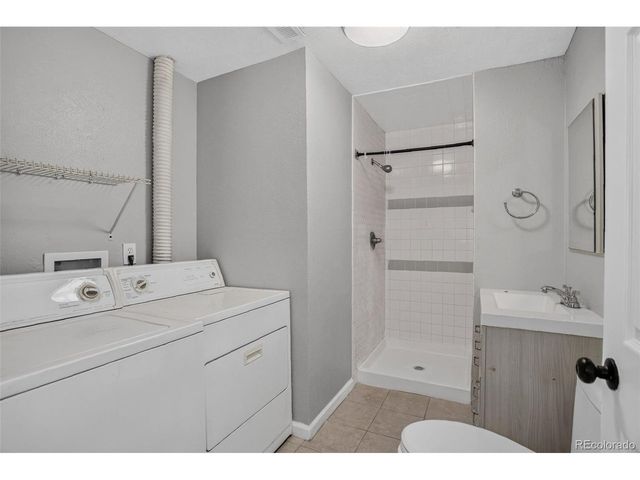 19743 E Oxford Dr, Aurora, CO 80013